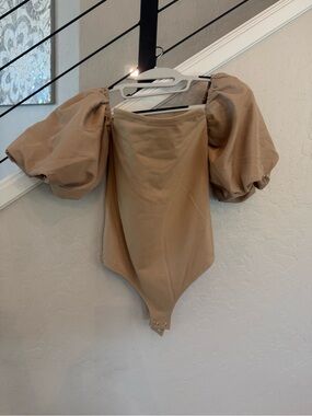 Express Beige Puff-Sleeve Off-Shoulder Bodysuit